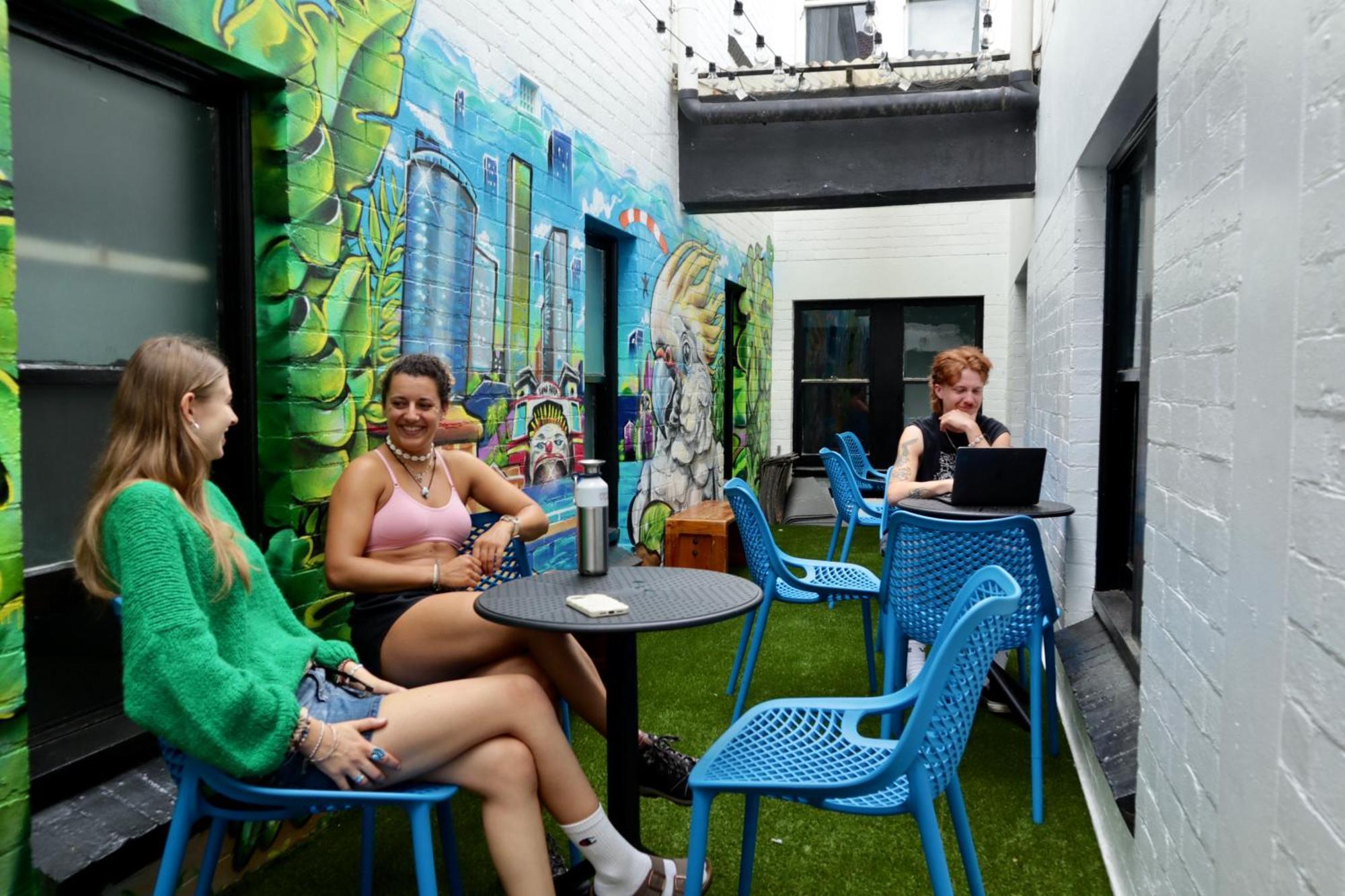Ritz For Backpackers Hostel Melbourne Ngoại thất bức ảnh