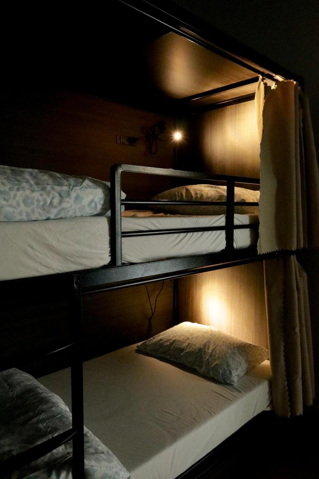 Ritz For Backpackers Hostel Melbourne Ngoại thất bức ảnh